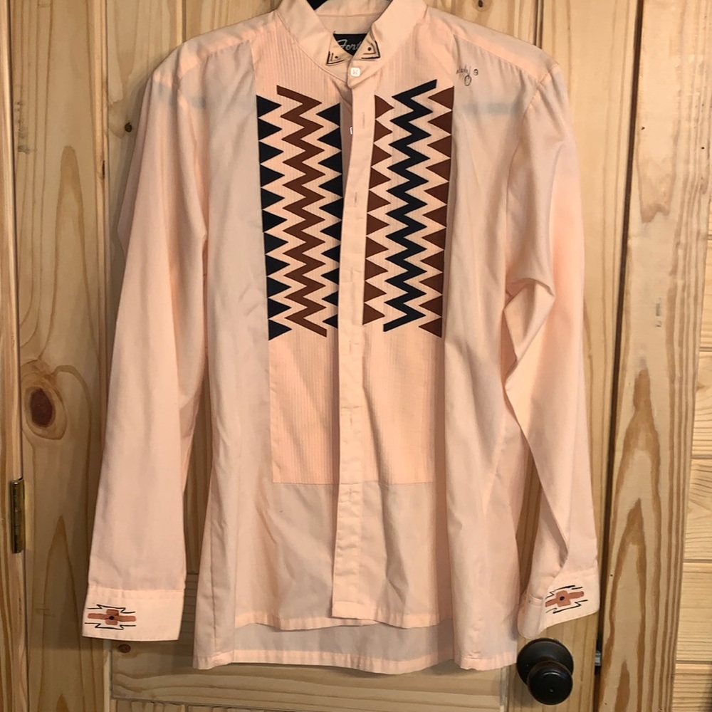 Western Rodeo Peach Shirt Size Medium